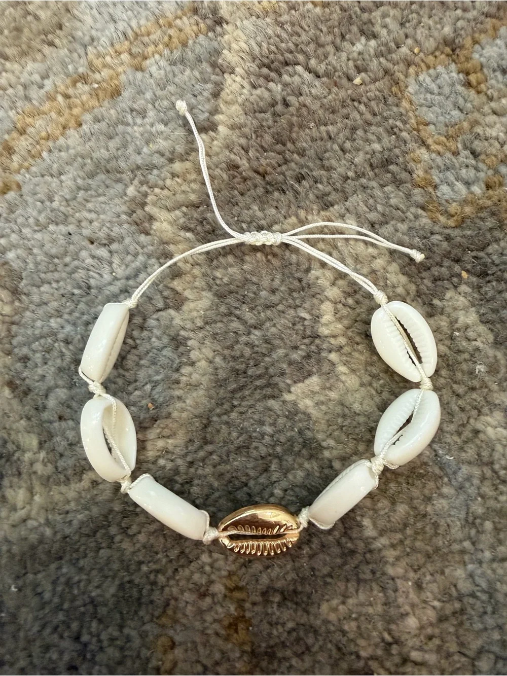 Shell Cowrie Beaded Adjustable Bracelet in White and Gold